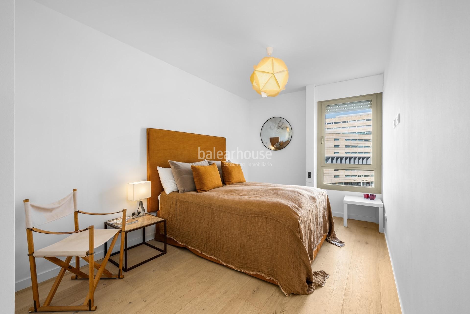 Magnífico piso en primera línea de mar de Portixol con impresionantes vistas a toda la bahía de Palma