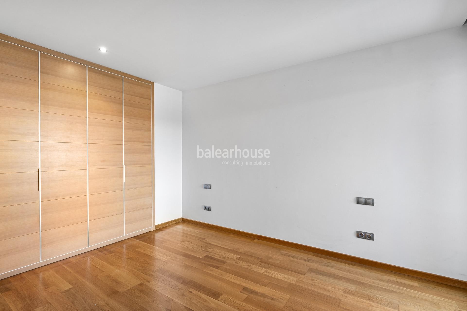 Wunderschöne Wohnung in erster Meereslinie in Portixol, mit großer Terrasse, hochwertiger Ausstattung und exklusiven Annehmlichkeiten