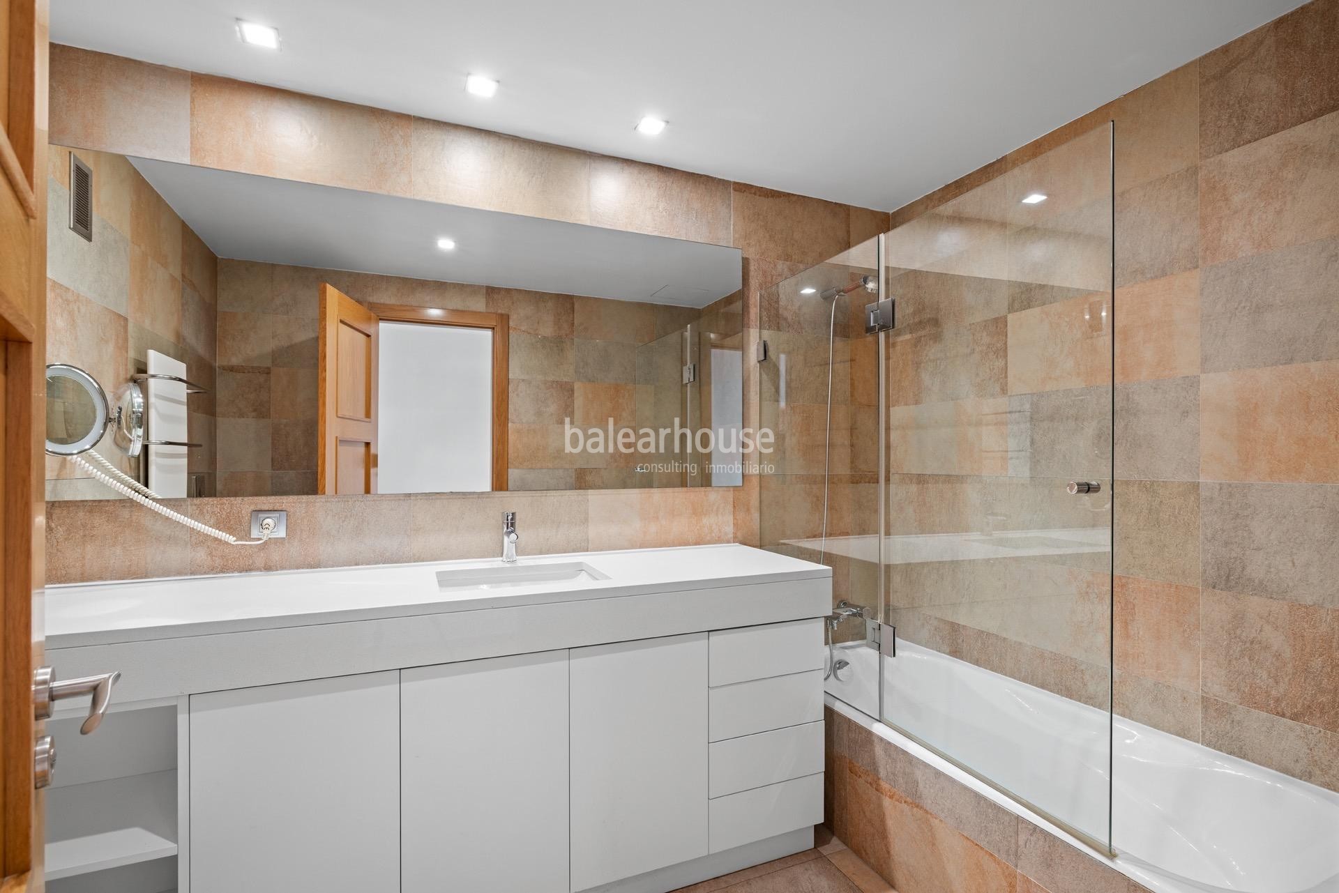 Wunderschöne Wohnung in erster Meereslinie in Portixol, mit großer Terrasse, hochwertiger Ausstattung und exklusiven Annehmlichkeiten