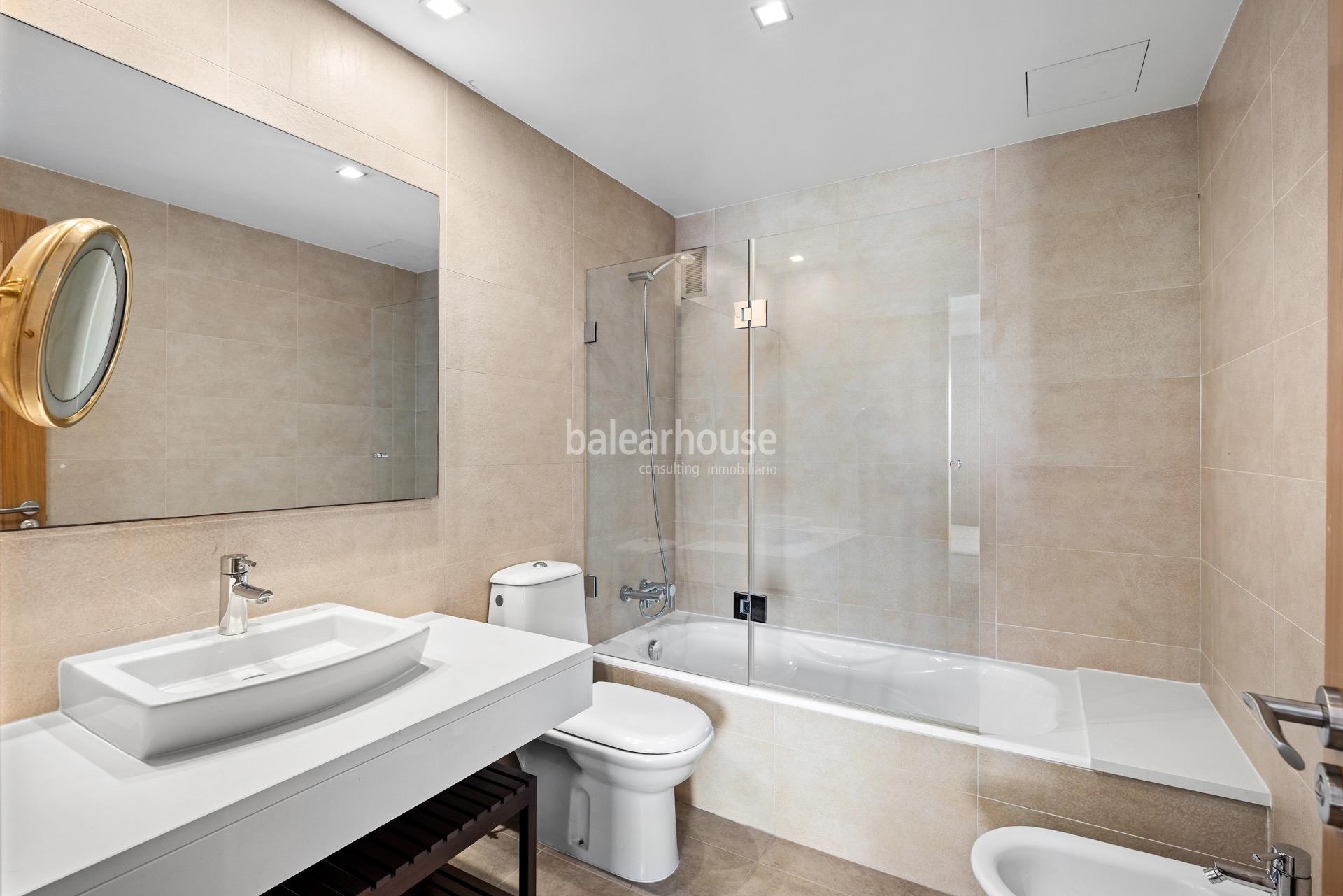 Wunderschöne Wohnung in erster Meereslinie in Portixol, mit großer Terrasse, hochwertiger Ausstattung und exklusiven Annehmlichkeiten