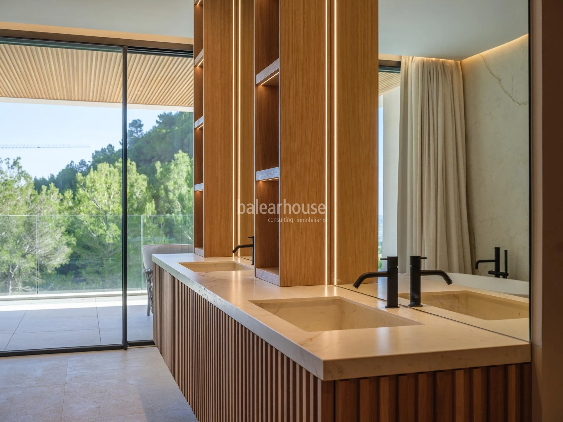 Moderna Design und freie Aussicht in dieser Neubauvilla in der exklusiven Gegend von Son Vida