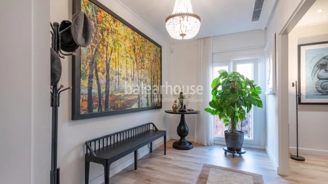 Elegante Wohnung in einem herrschaftlichen Gebäude im Herzen von Palma, neben der Kathedrale und dem Paseo del Borne