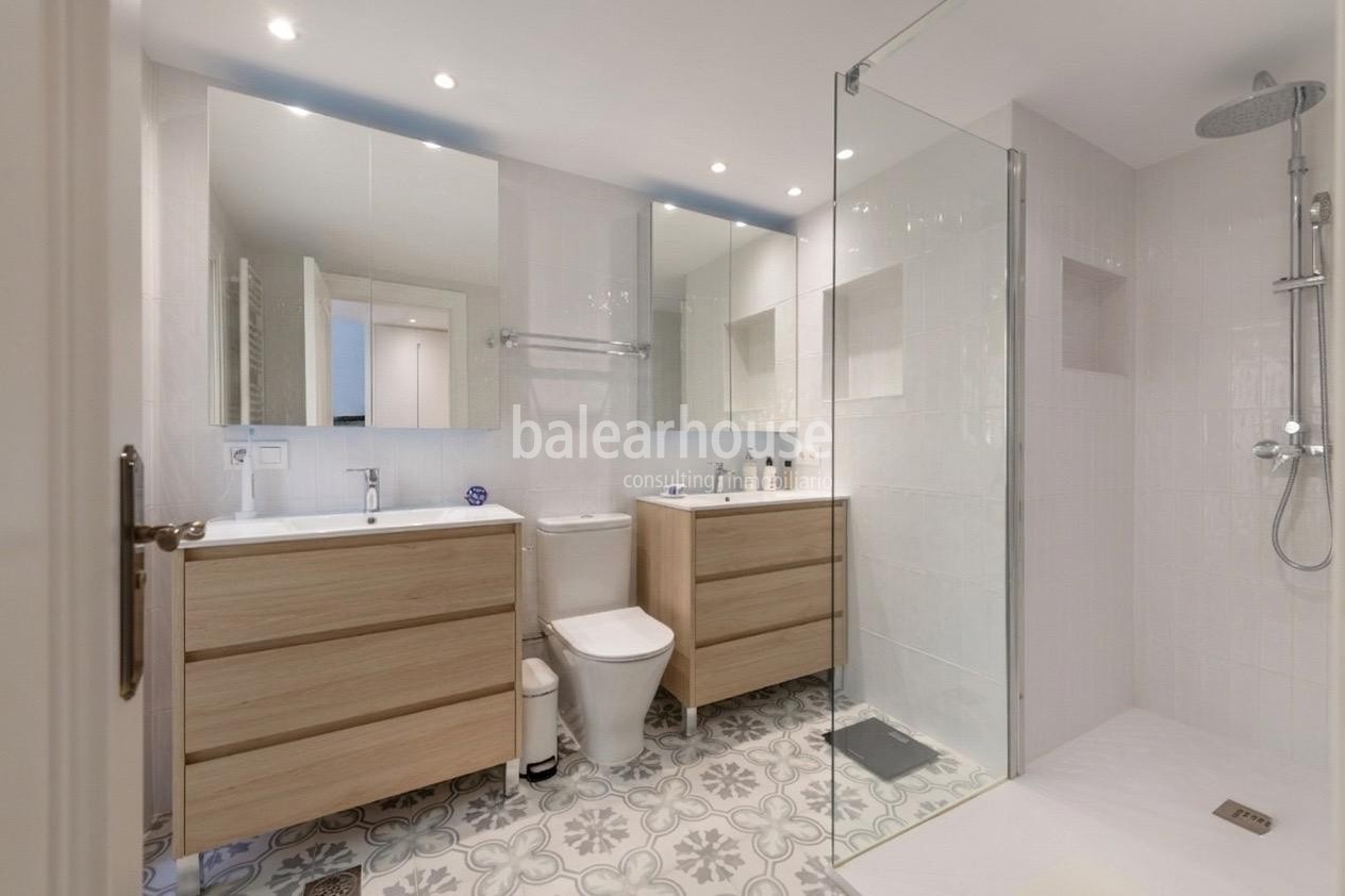 Elegant apartment in a stately building in the heart of Palma, next to the Cathedral and Paseo del Borne