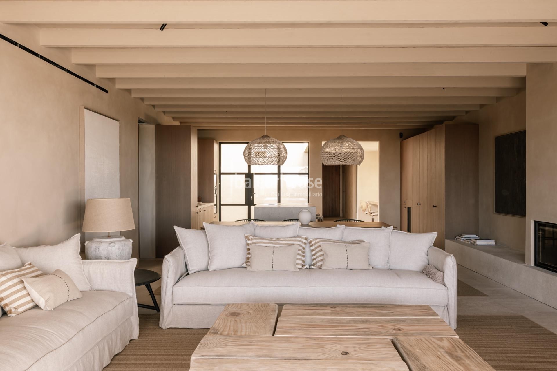 Preciosa finca de obra nueva en Establiments con terrazas, piscina y calidades premium