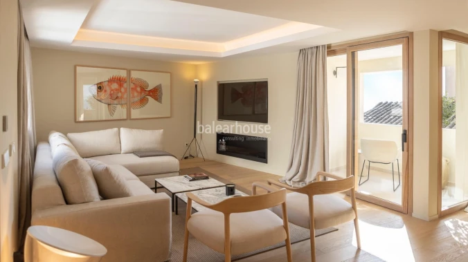Exklusive Wohnung im historischen Zentrum von Palma, renoviert und vollständig möbliert, mit Terrasse und traumhaftem Blick auf die Kathedrale und das Meer