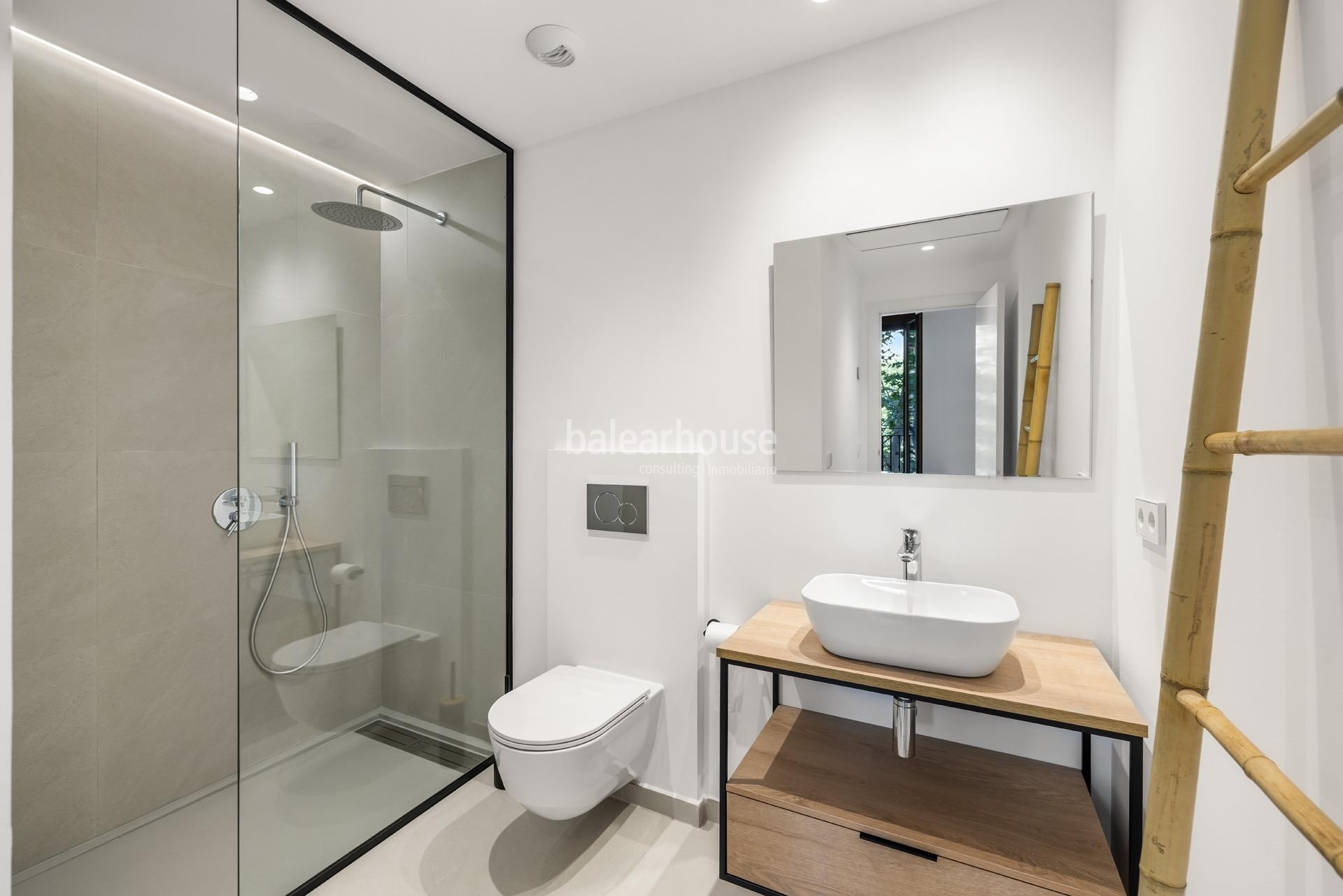 Brand-new modern design apartment with all comforts in the heart of Palma