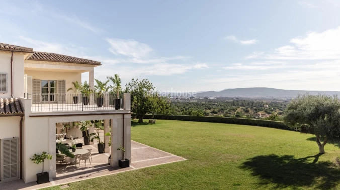 Elegant private finca surrounded by nature with generous spaces, pool and wellness areas