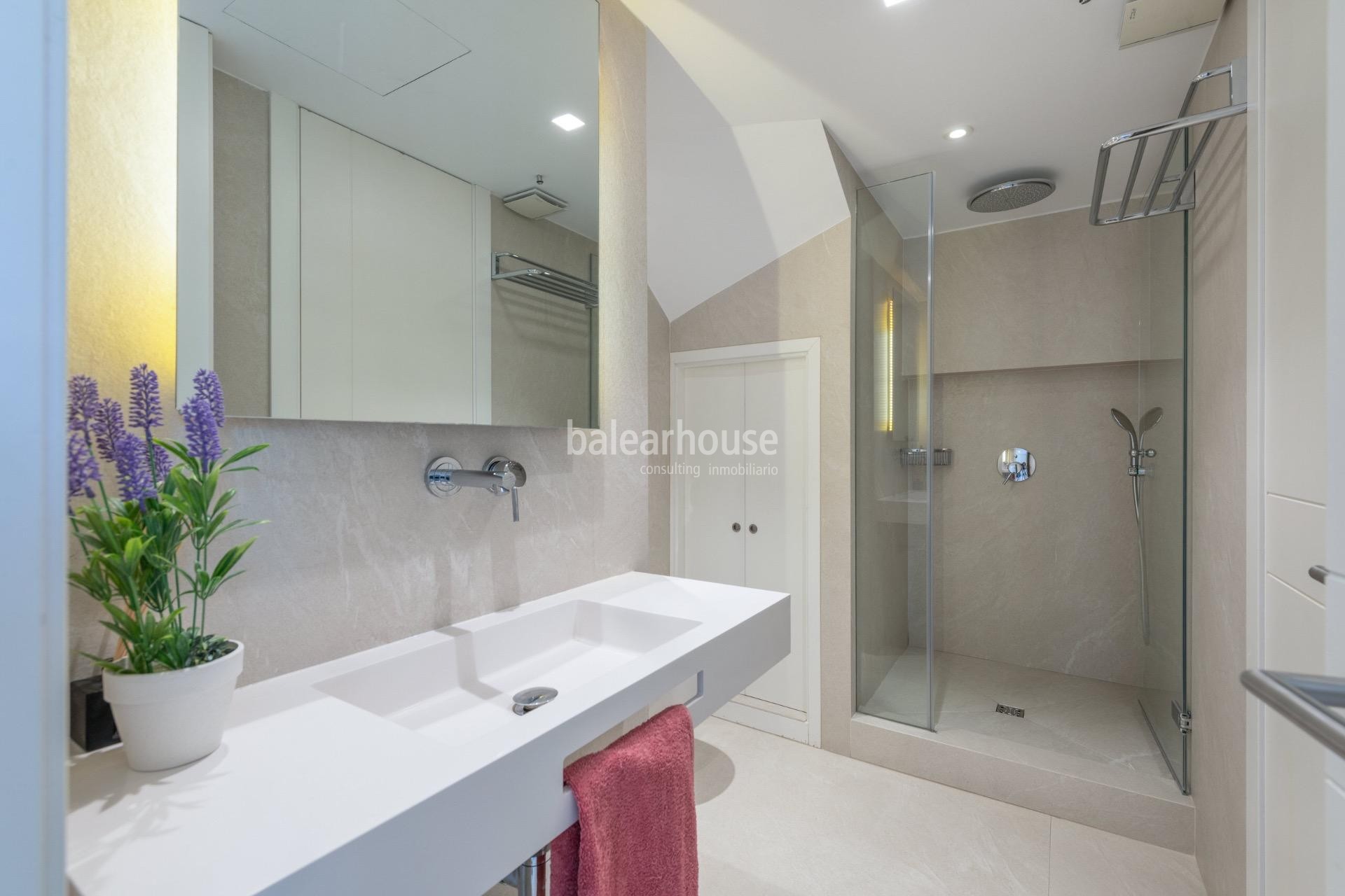 Modern Mediterranean design with light-filled spaces and a spacious garden in Palma’s green heart