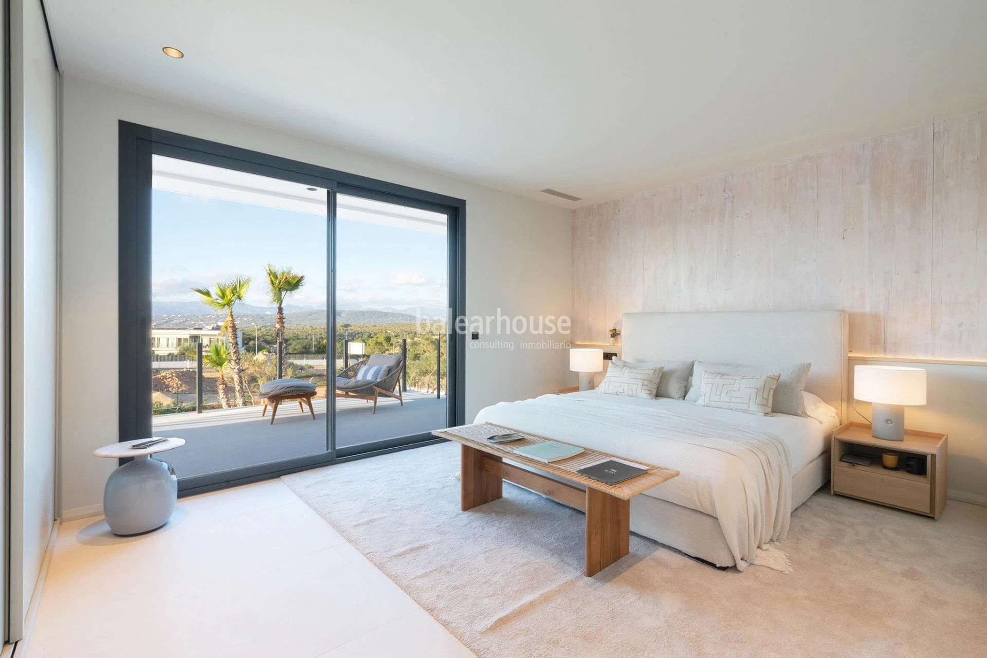 Contemporary and sustainable design with panoramic terraces and views of the Tramuntana