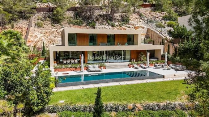 Contemporary design and seamless outdoor living in the natural setting of Son Vida
