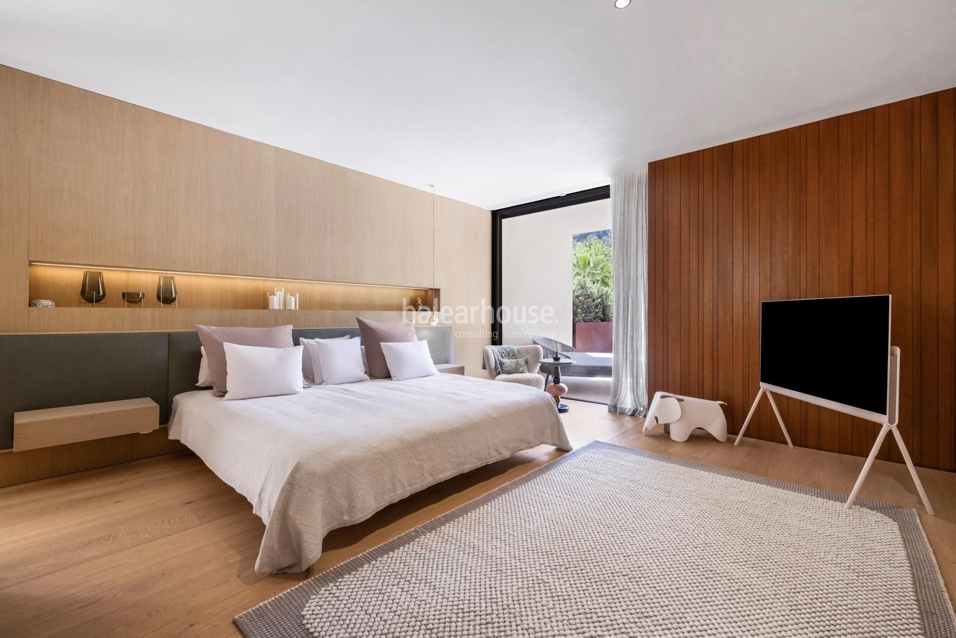 Contemporary design and seamless outdoor living in the natural setting of Son Vida