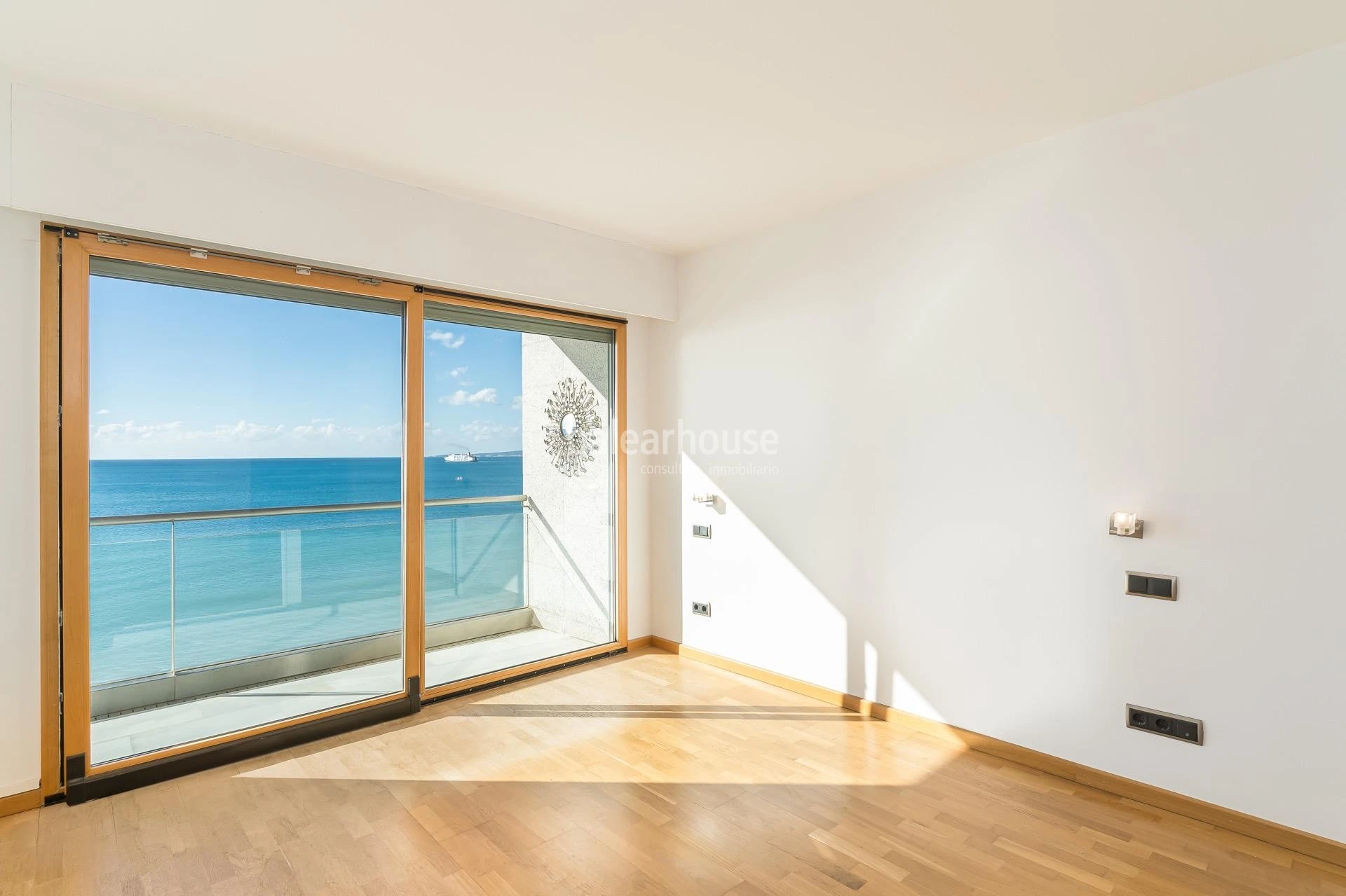 Vistas espectaculares y únicas al mar y a toda la bahía de Palma desde este gran piso en el Portixol