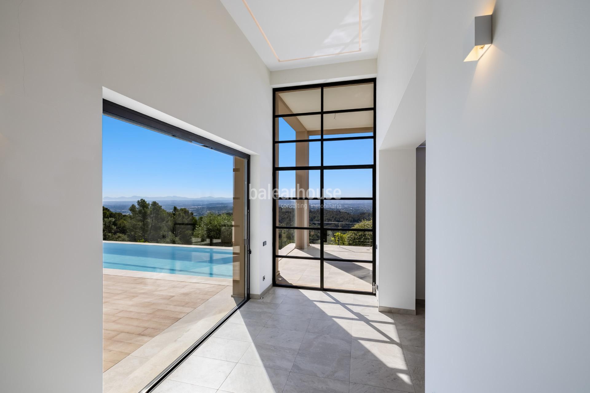 Arquitectura y paisaje en una finca excepcional con vistas abiertas a la Tramuntana