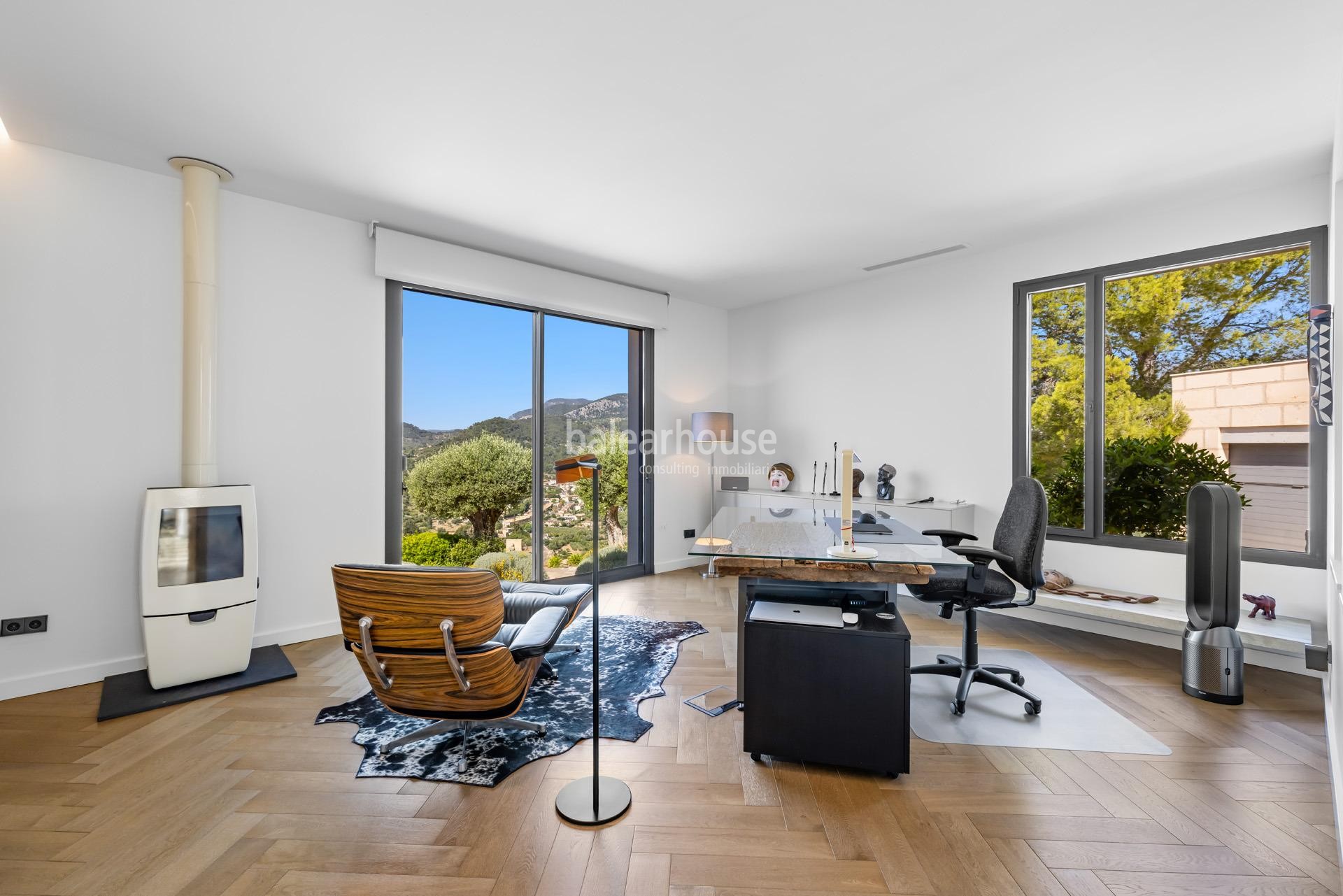 Arquitectura y paisaje en una finca excepcional con vistas abiertas a la Tramuntana