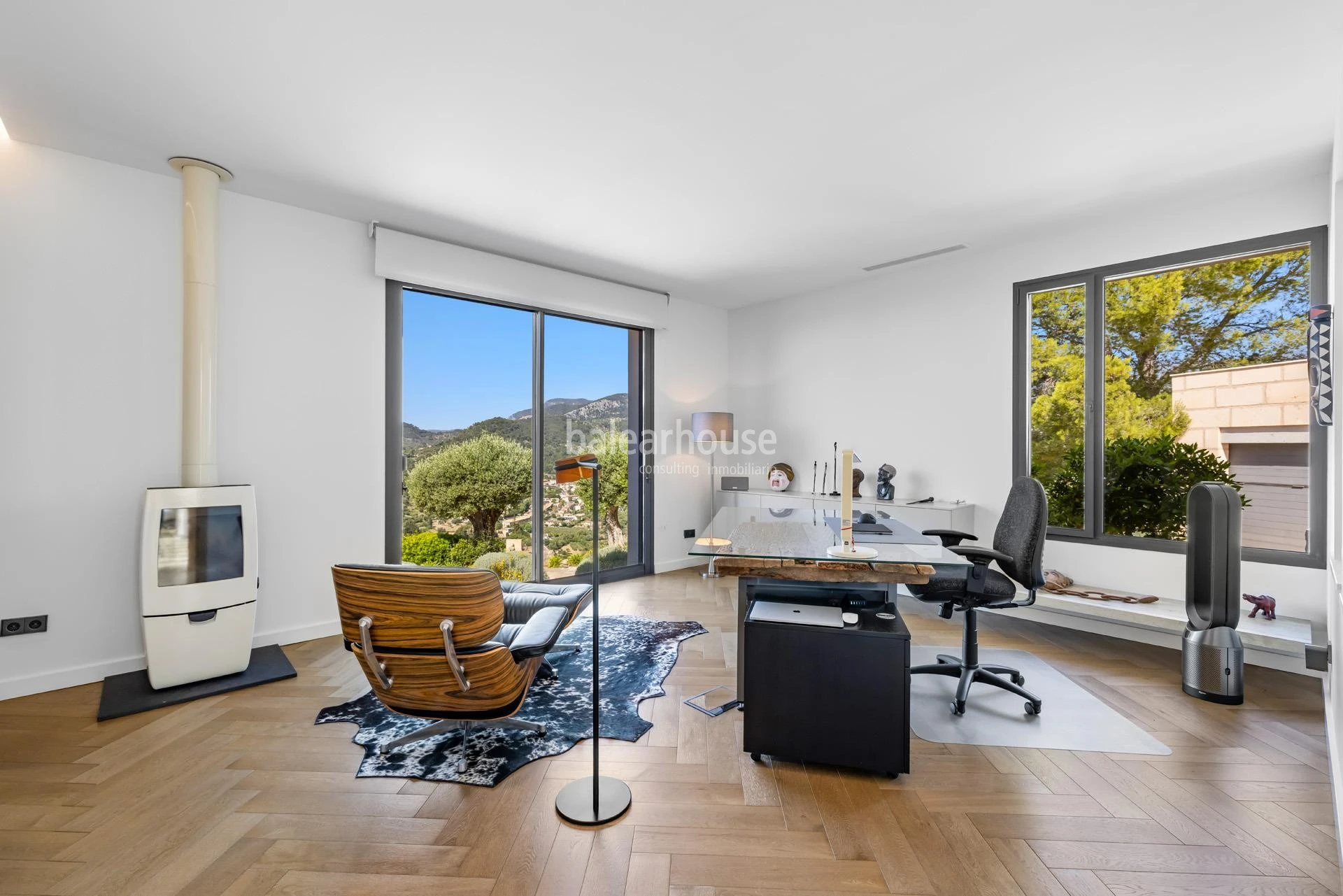 Arquitectura y paisaje en una finca excepcional con vistas abiertas a la Tramuntana