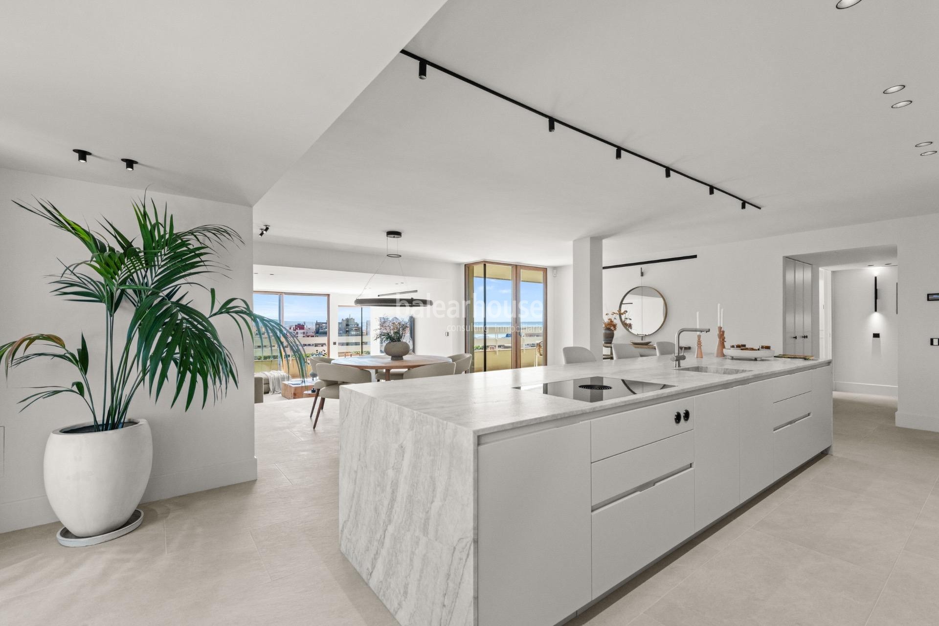 Exceptional penthouse with panoramic views over Palma and the Mediterranean
