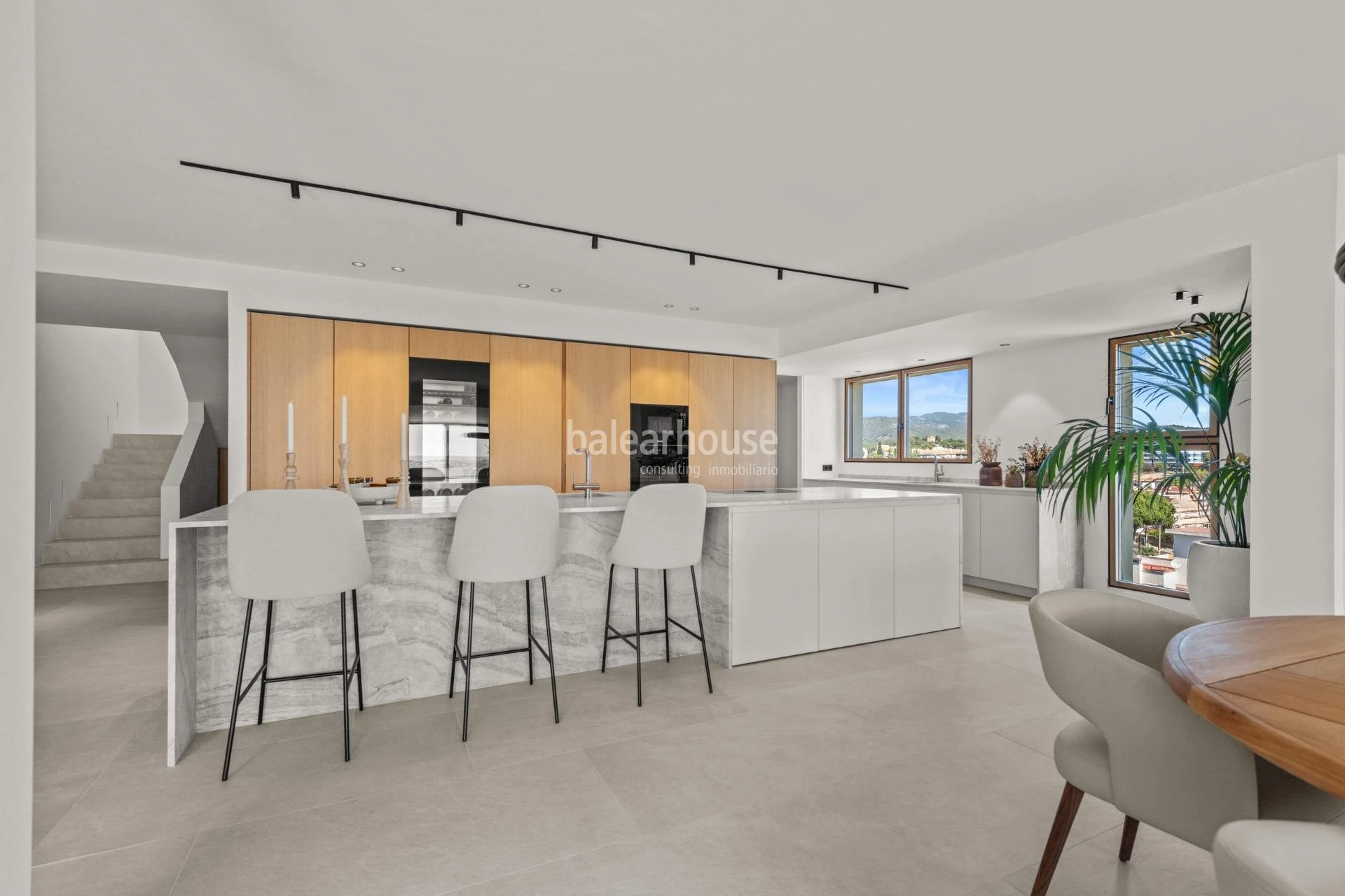 Exceptional penthouse with panoramic views over Palma and the Mediterranean