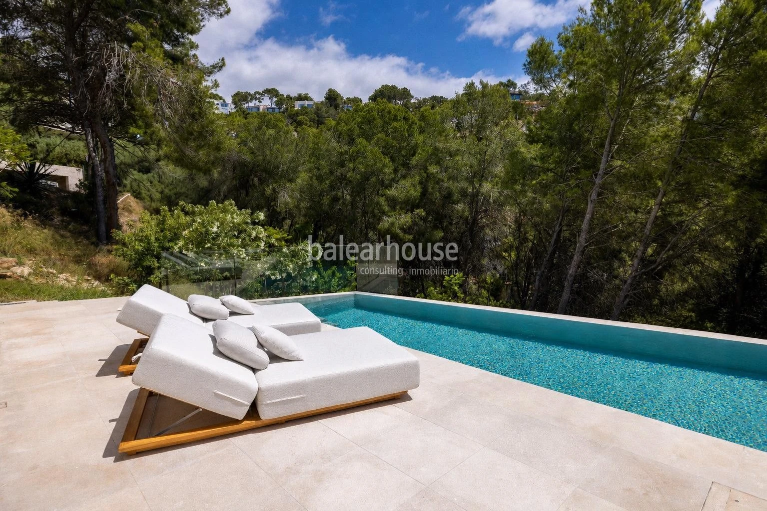 Contemporary new build villa in Costa d'en Blanes with beautiful views that reach to the sea