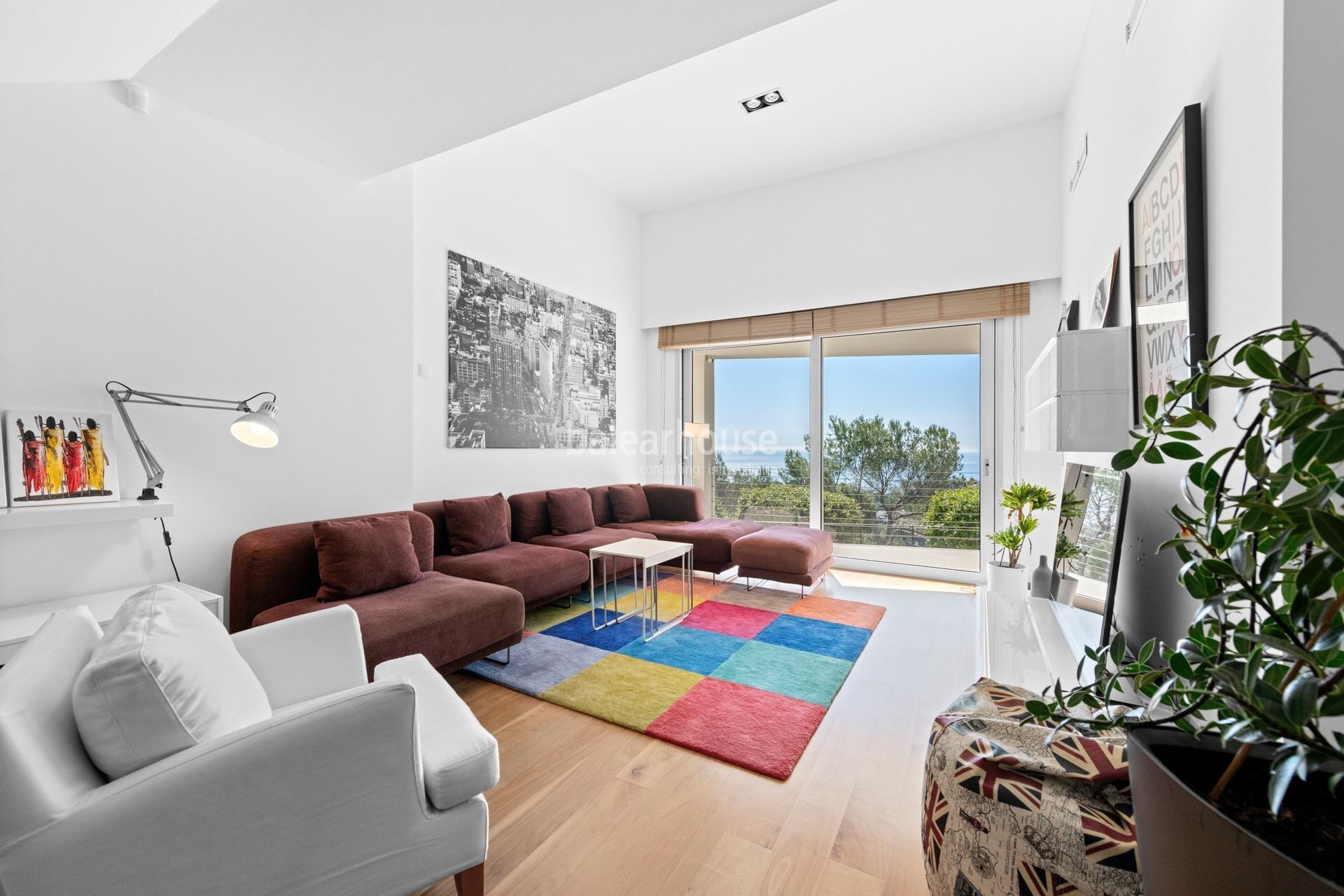 Außergewöhnliche Villa mit Panoramablick auf das Meer und die grüne Umgebung von Bendinat