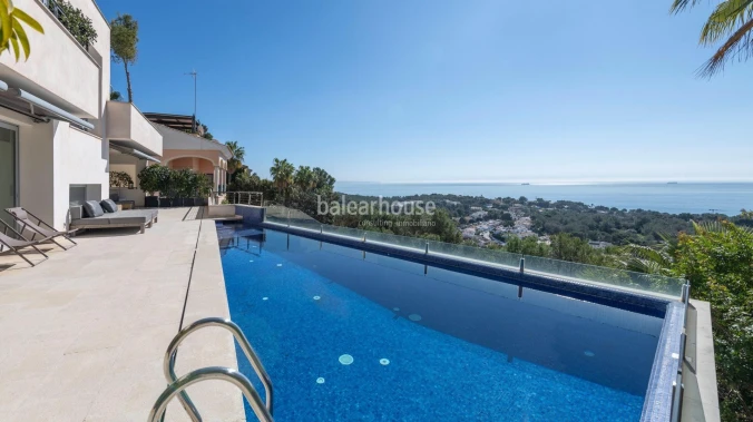 Exceptional villa with panoramic sea views and lush green surroundings in Bendinat