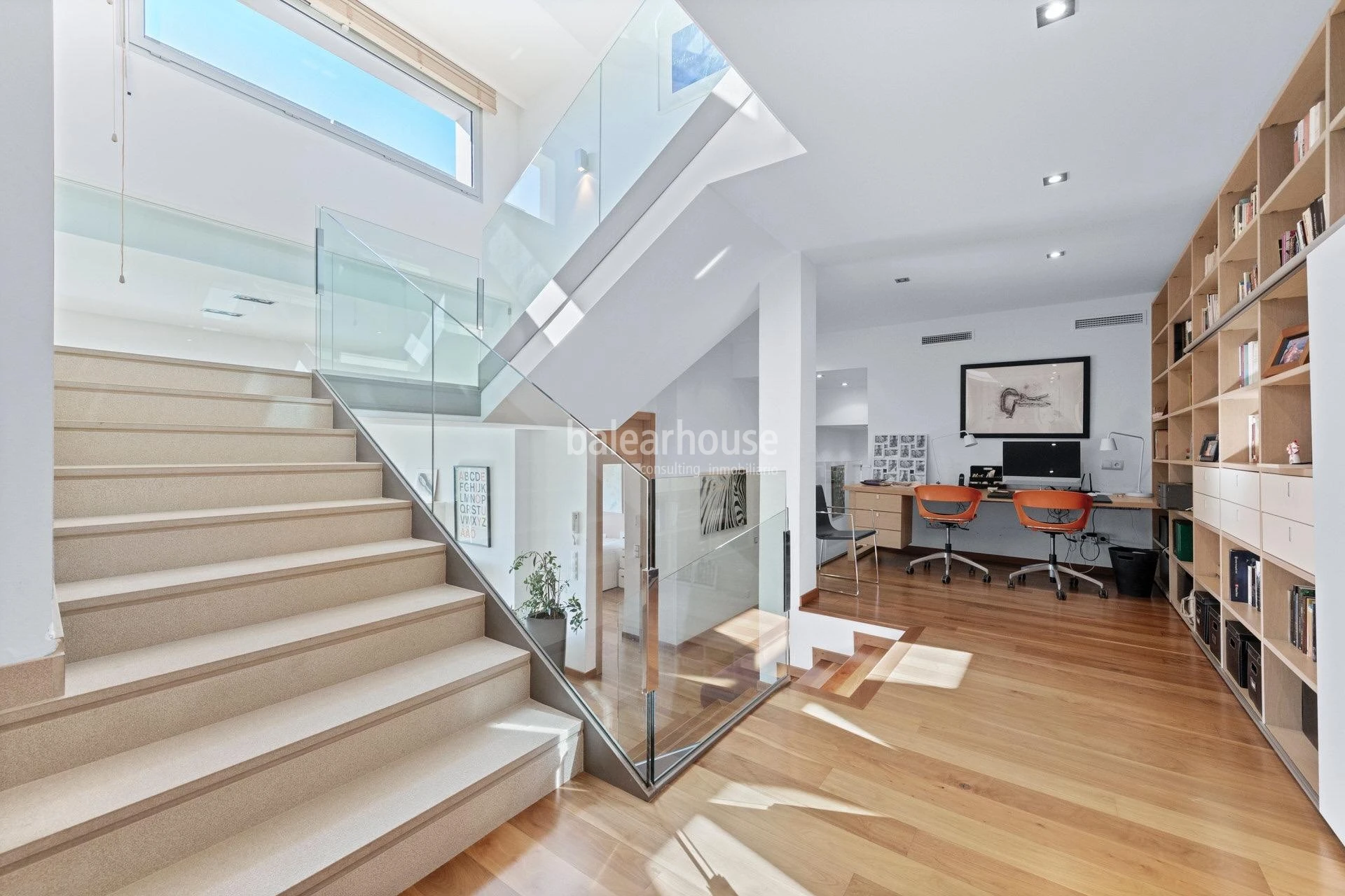 Exceptional villa with panoramic sea views and lush green surroundings in Bendinat