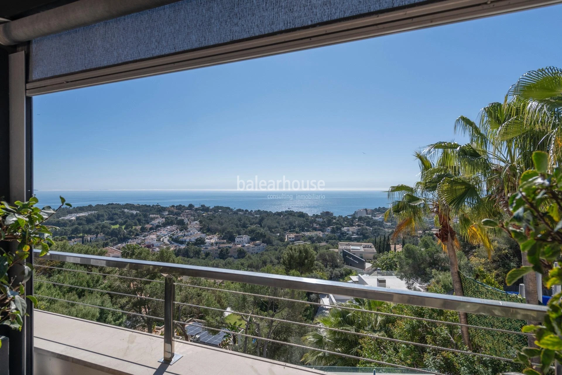 Exceptional villa with panoramic sea views and lush green surroundings in Bendinat
