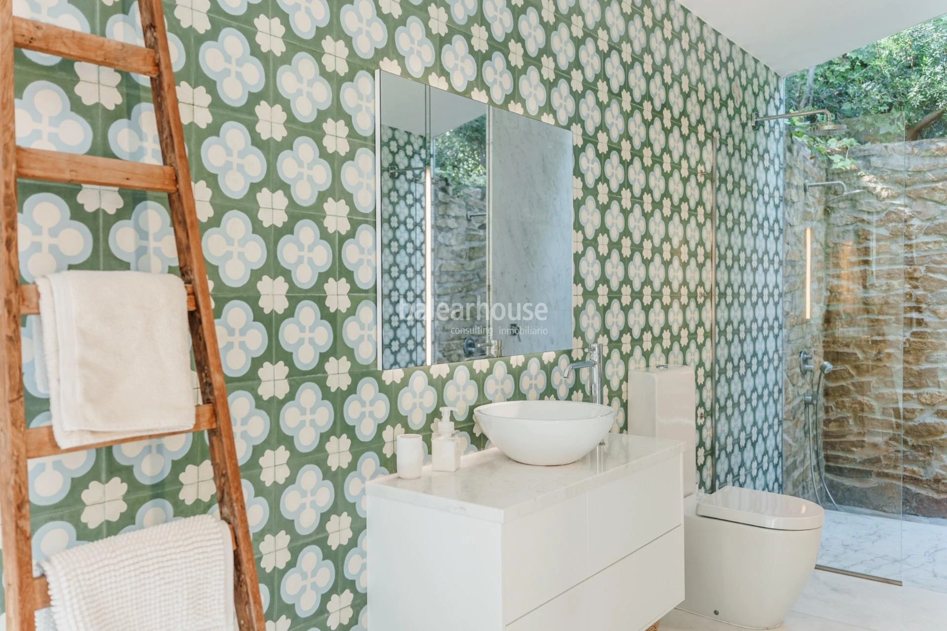 Elegant contemporary villa just a short walk from Cala Vinyes beach on Mallorca’s southwest coast