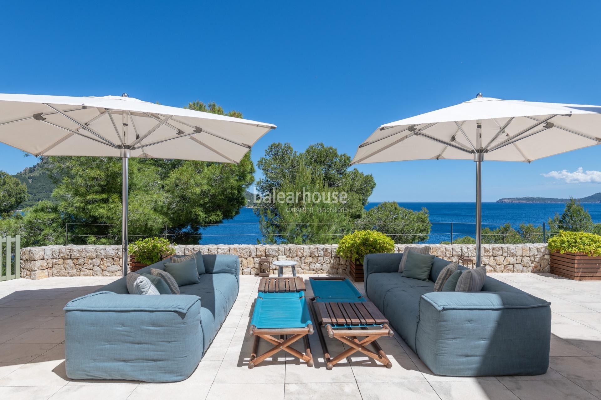 Exklusive moderne Villa in erster Meereslinie in Formentor mit privatem Meerzugang