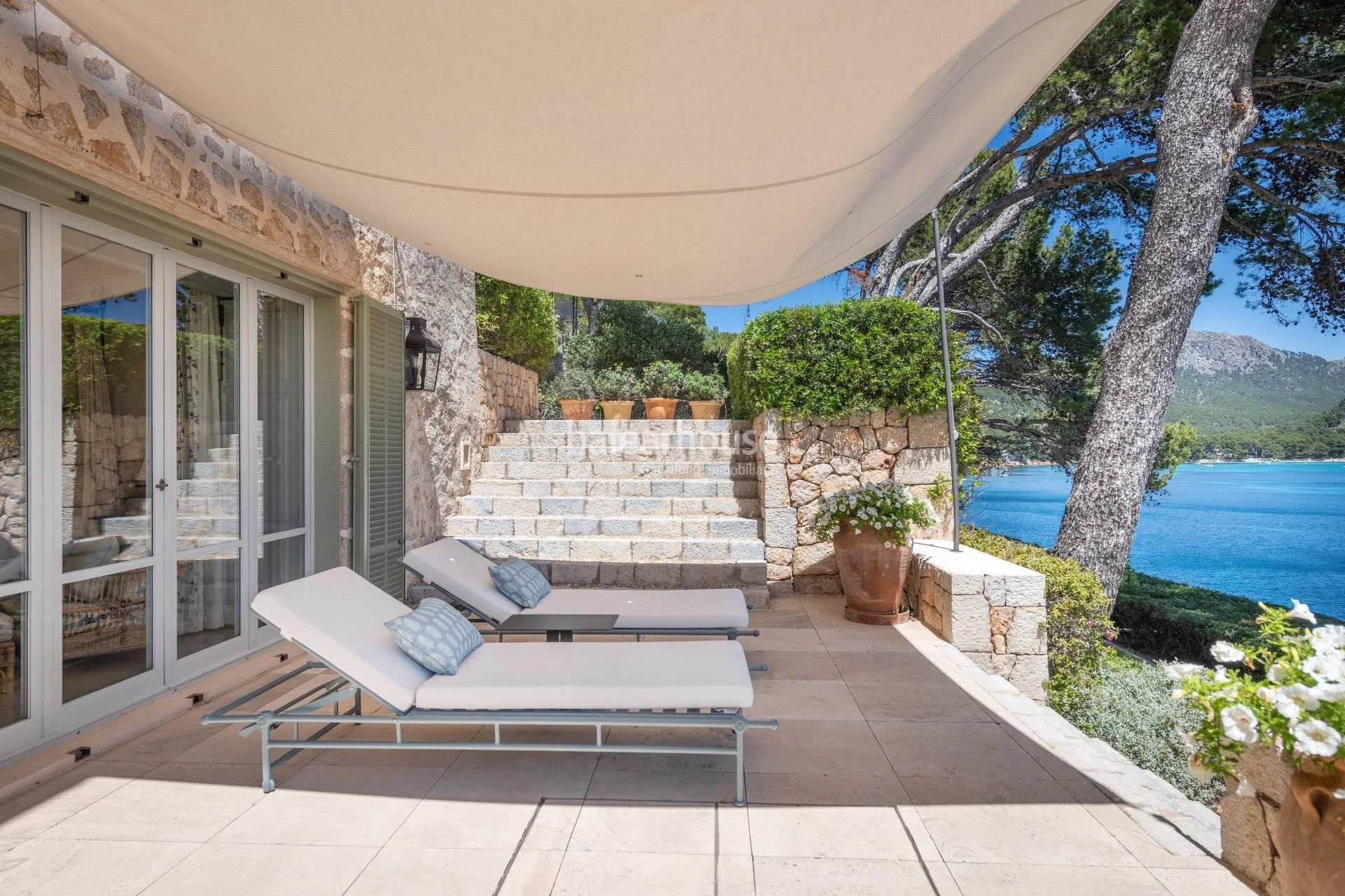 A unique property emerging from the landscape of Formentor, with direct sea access and an absolutely unparalleled location