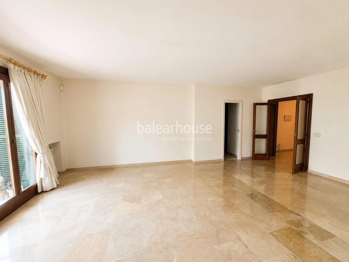 Außergewöhnliche großzügige Wohnung mit Blick auf den Paseo Mallorca