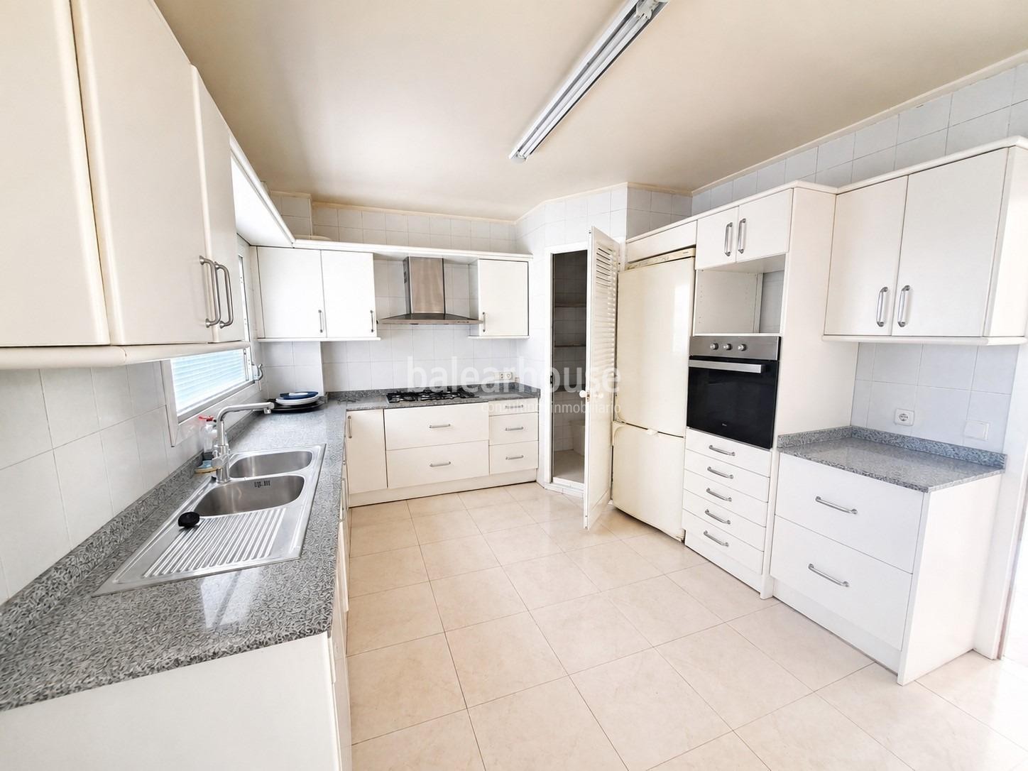 Außergewöhnliche großzügige Wohnung mit Blick auf den Paseo Mallorca