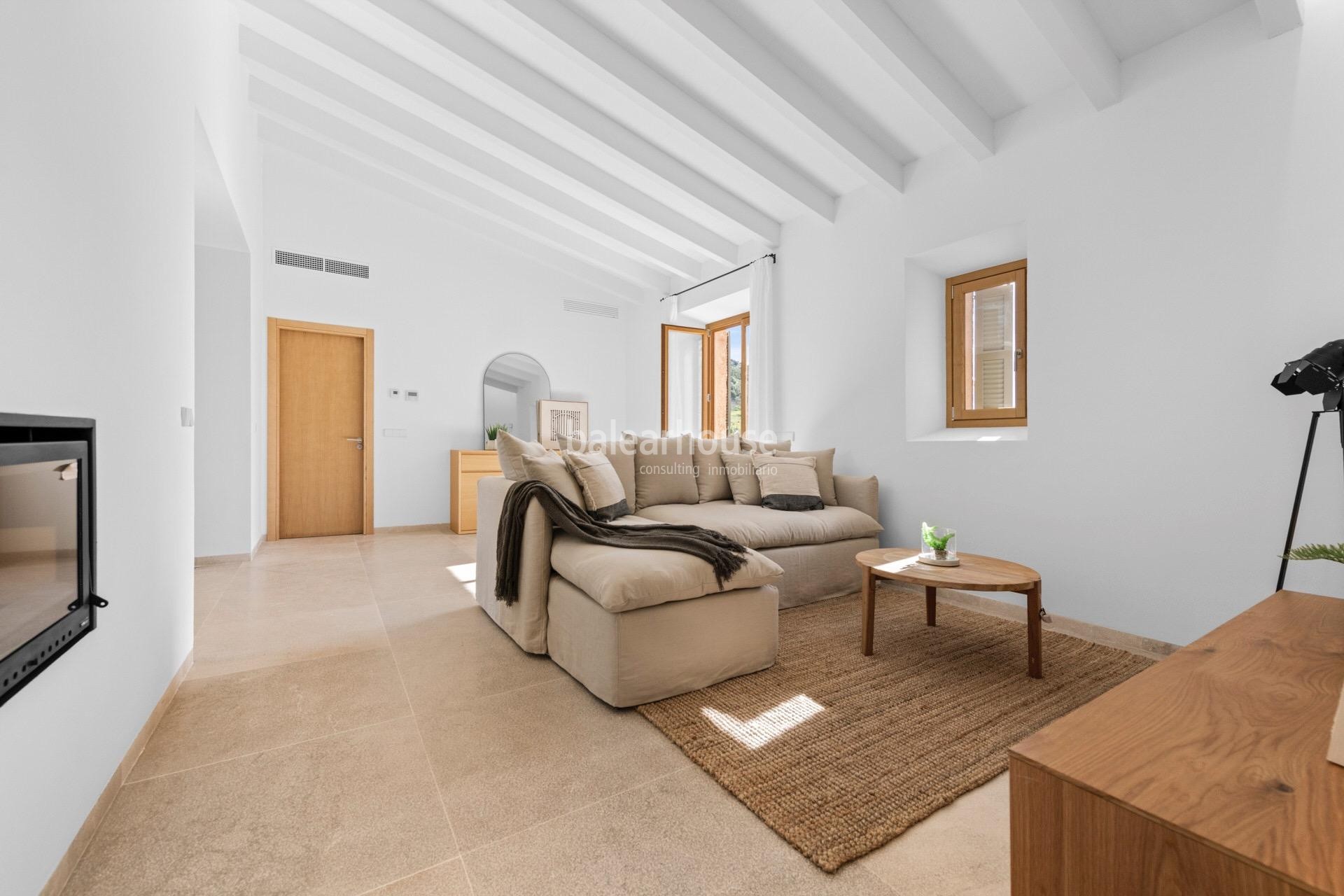 An exclusive estate near beautiful coves, surrounded by silence and nature