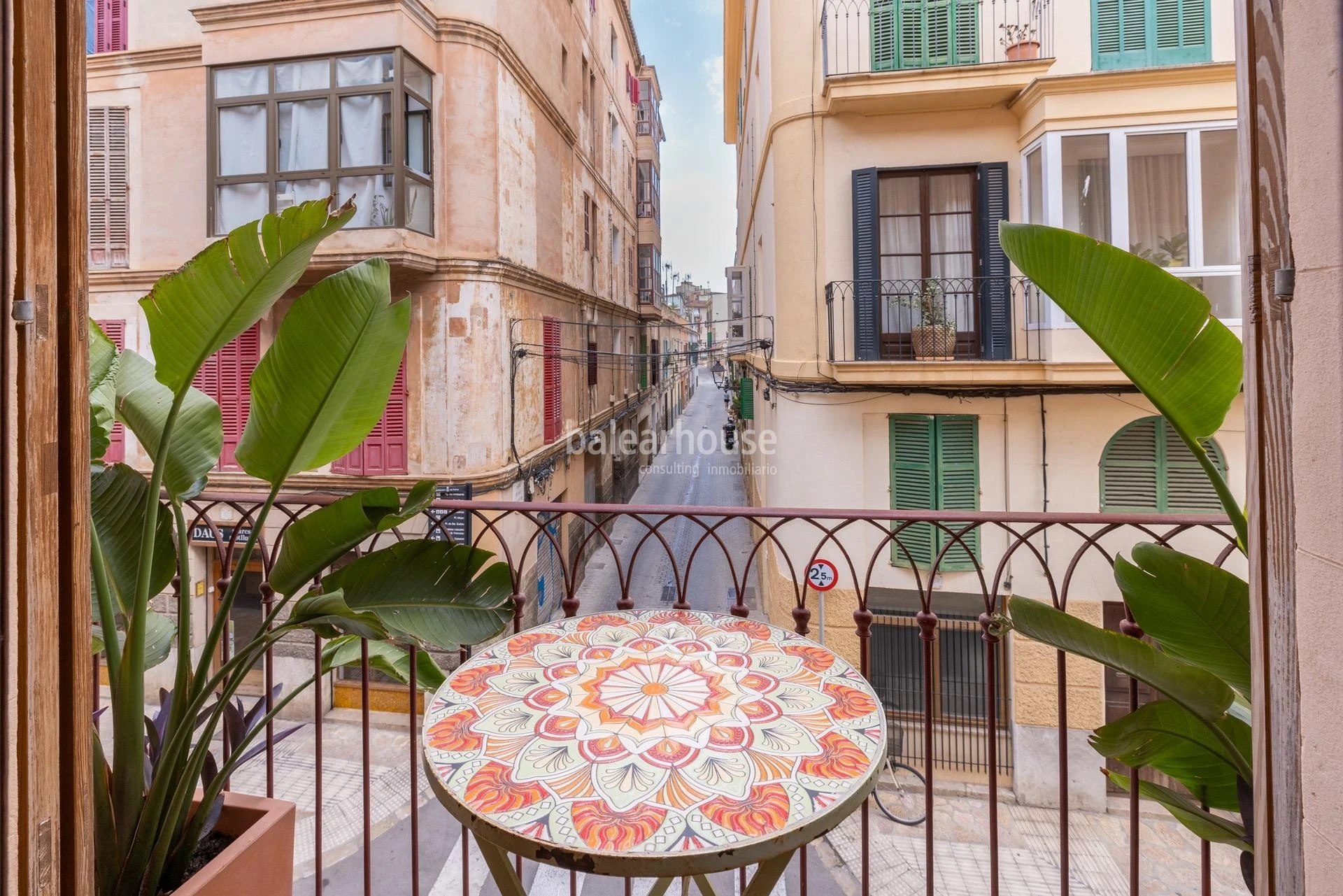 Arquitectura tradicional y diseño en una casa única en el centro histórico de Palma