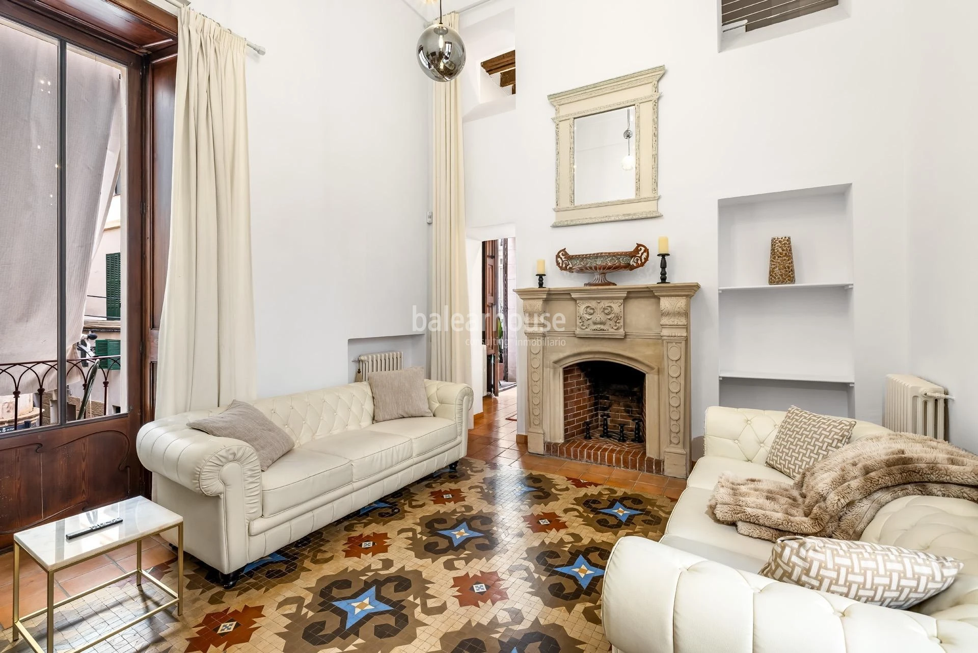 Arquitectura tradicional y diseño en una casa única en el centro histórico de Palma