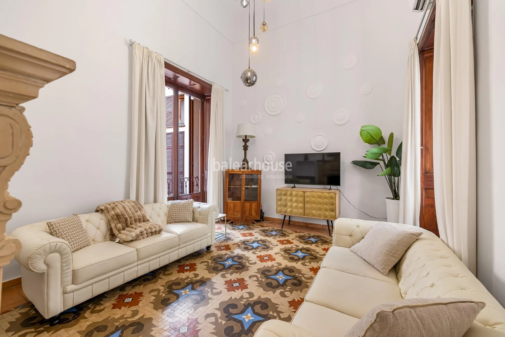 Arquitectura tradicional y diseño en una casa única en el centro histórico de Palma