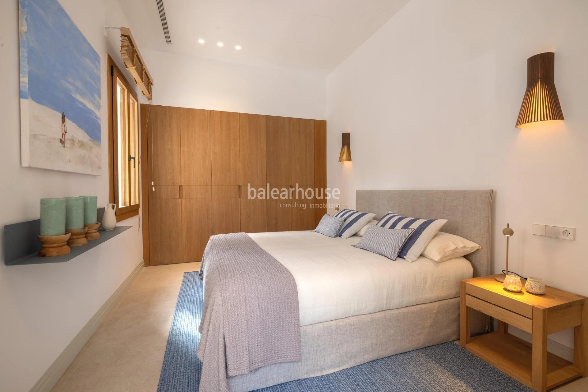 Casa mediterránea completamente reformada con gran terraza junto al mar en la playa de Palma