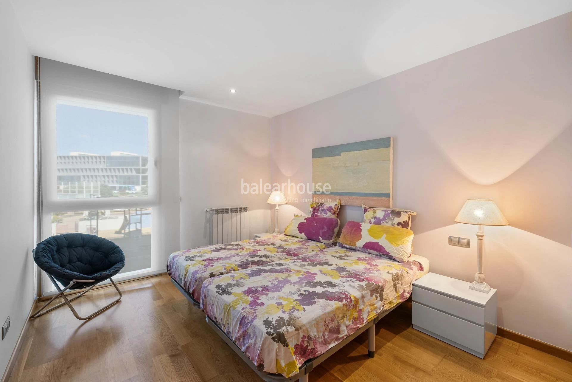 Designwohnung mit hochwertiger Ausstattung, Terrasse, Pool und schönem Meerblick in Portixol