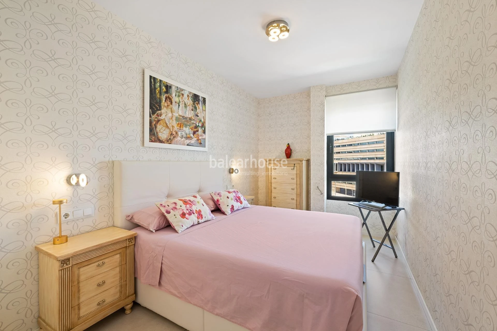  Spectacular Sea Views from this Bright Apartment on the Portixol Seafront