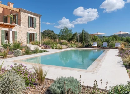 Tradition and contemporary comfort in this large new finca surrounded by nature, close to beautiful beaches