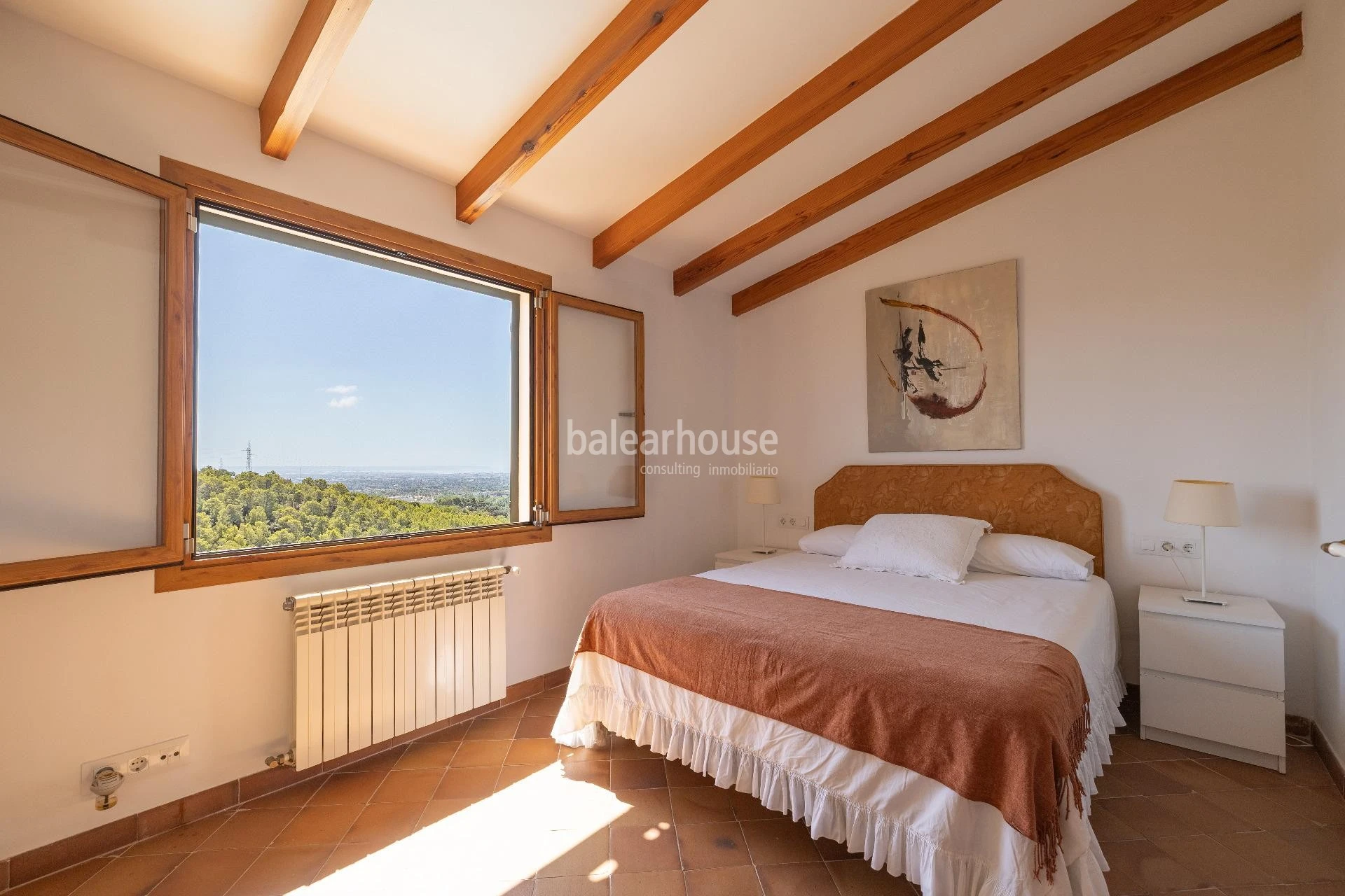 Beautiful views of the entire Tramuntana and Palma from this finca set high above Esporles