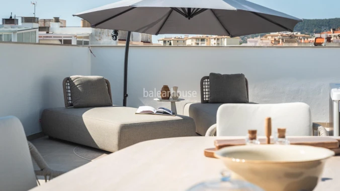 Altas calidades y diseño moderno en estos áticos de obra nueva junto al golf y zonas verdes en Palma